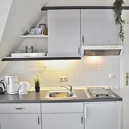 Strandhotel Nr 40 *