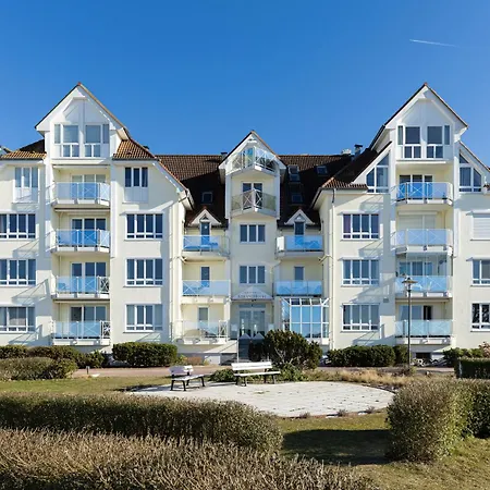 Strandhotel Nr 40 *