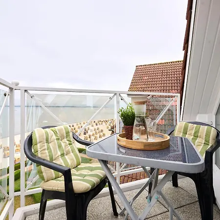 Strandhotel Nr 40 Apartment Laboe